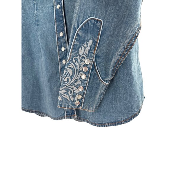 RockyMount Ranch Wear Women Denim Tooling Embroidered Western Shirt Pearl Snap L - Picture 3 of 8